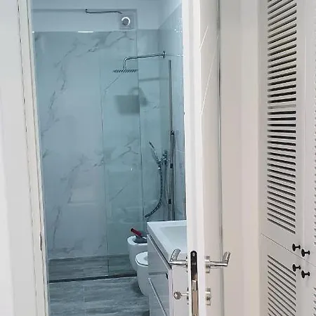 Foleza -the Nest - In Lungomare Apartment Vlore